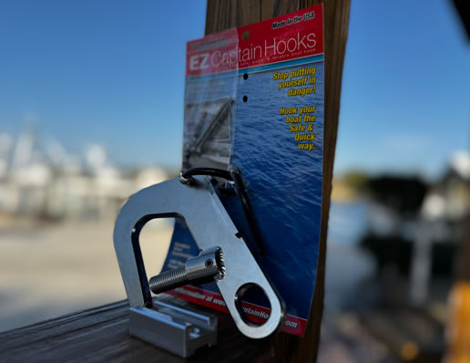EZCaptainHooks Easily Remove From Trailer Eye Safe Towing